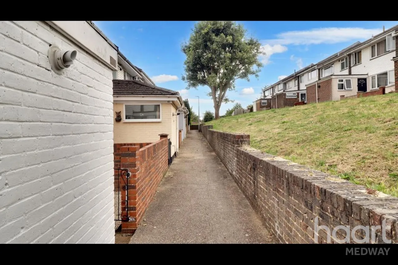 Stour Close, Strood, ME2, photo 2