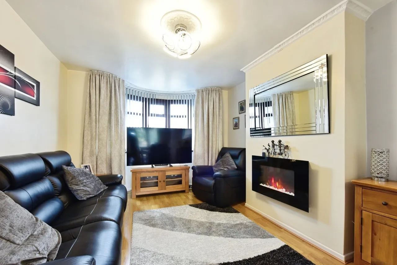 Rosegarth Avenue, Aston, S26, photo 9