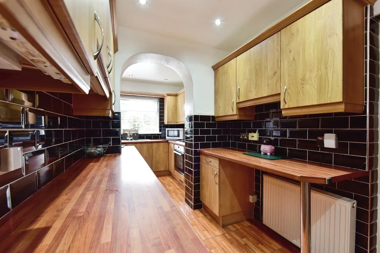 Rosegarth Avenue, Aston, S26, photo 6