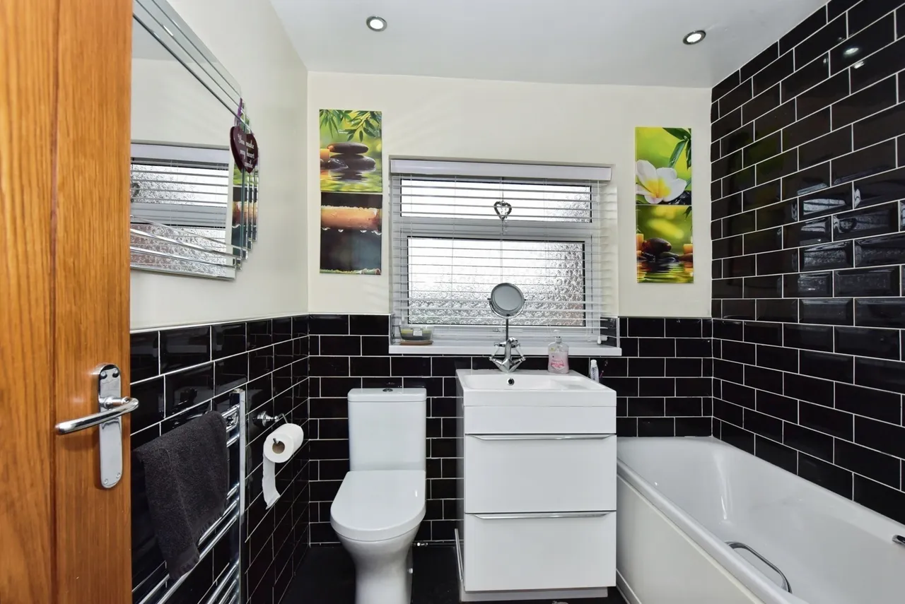 Rosegarth Avenue, Aston, S26, photo 18
