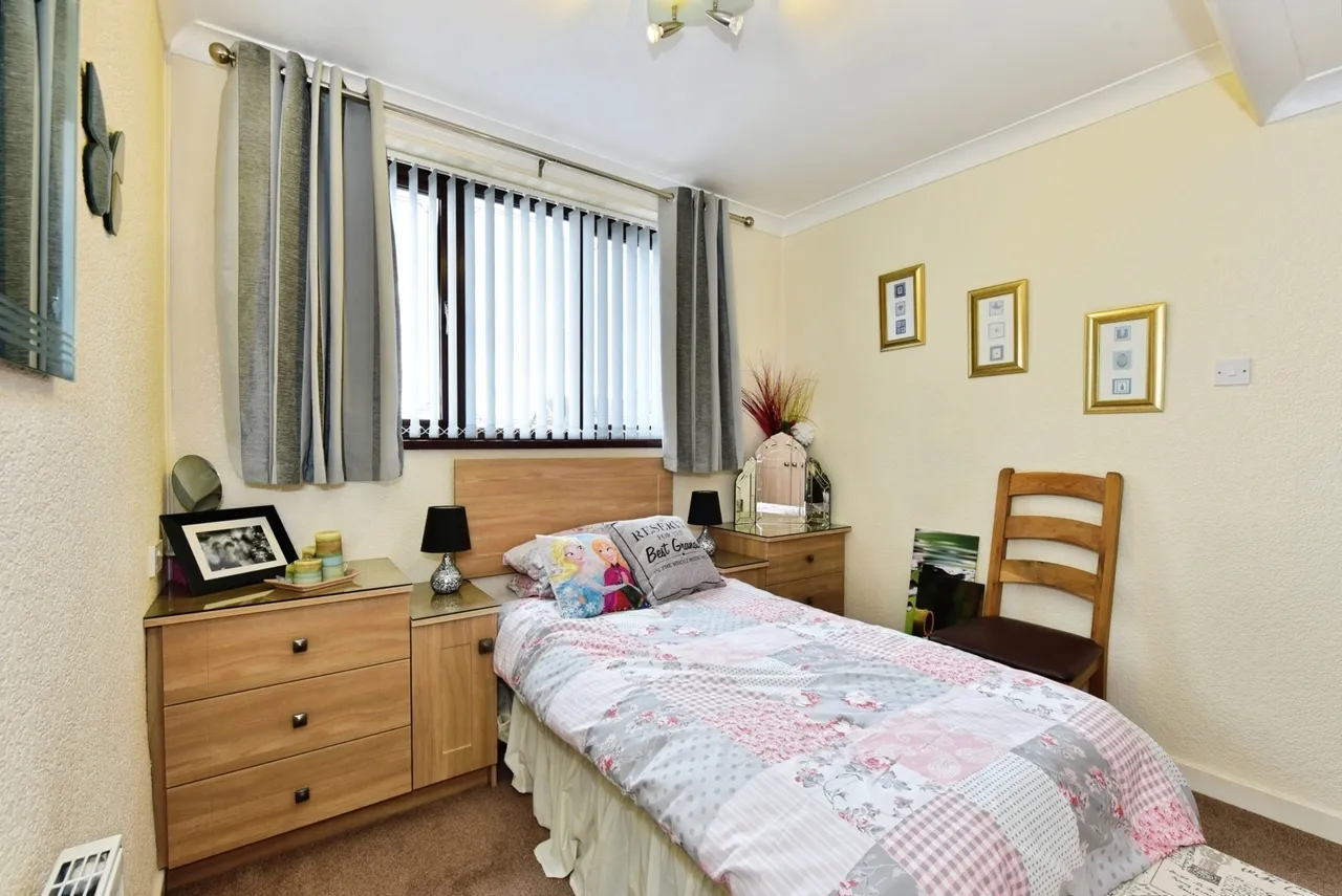 Rosegarth Avenue, Aston, S26, photo 15