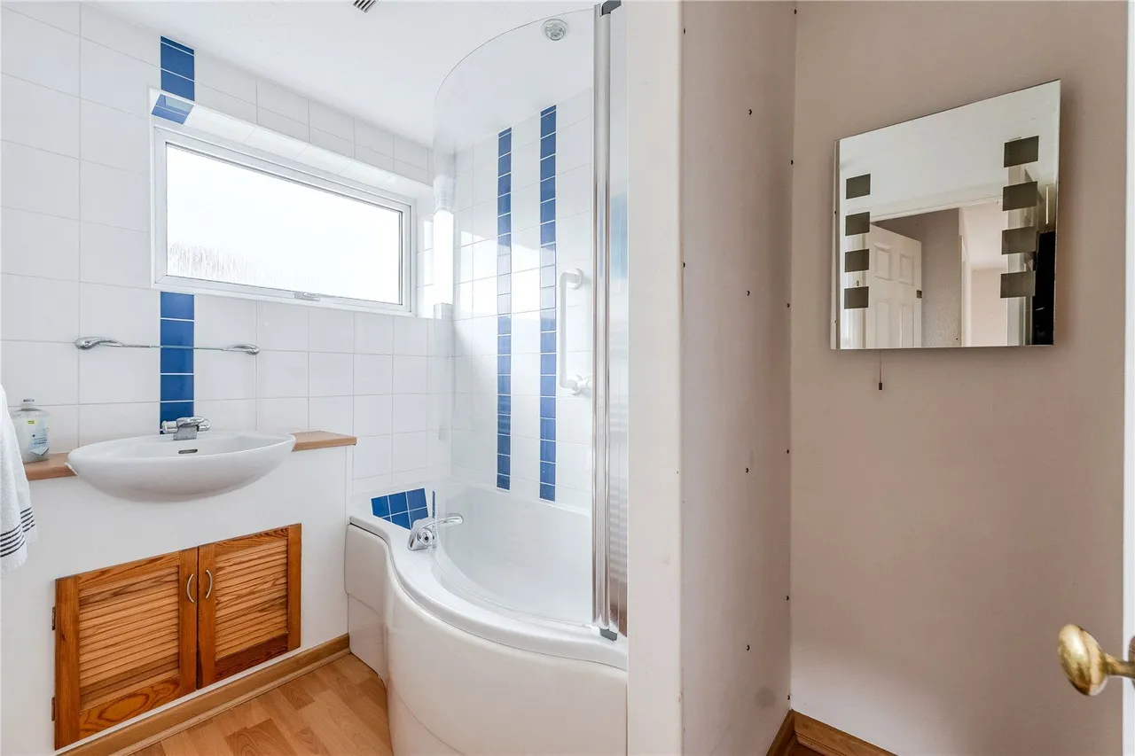 Holt Park Grange, Leeds, LS16, photo 10