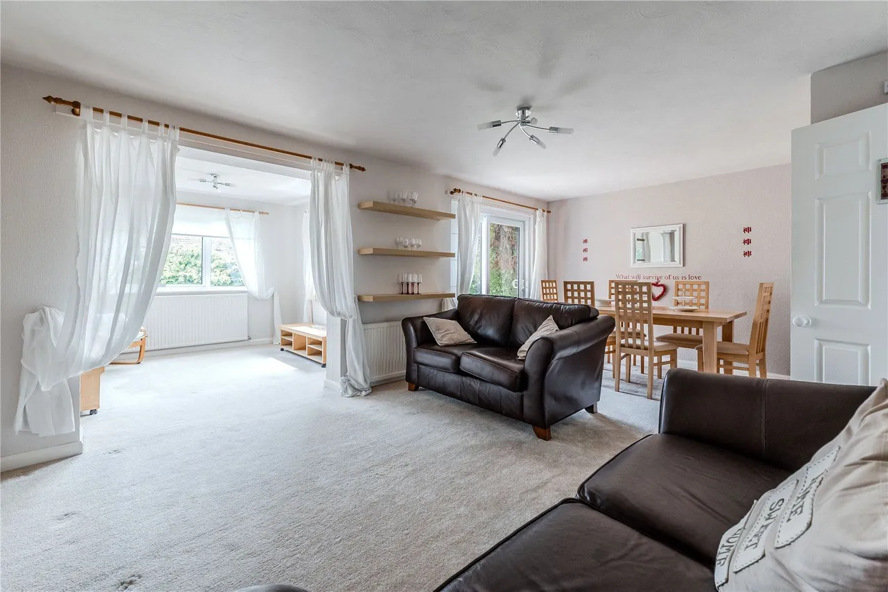 Holt Park Grange, Leeds, LS16, photo 3
