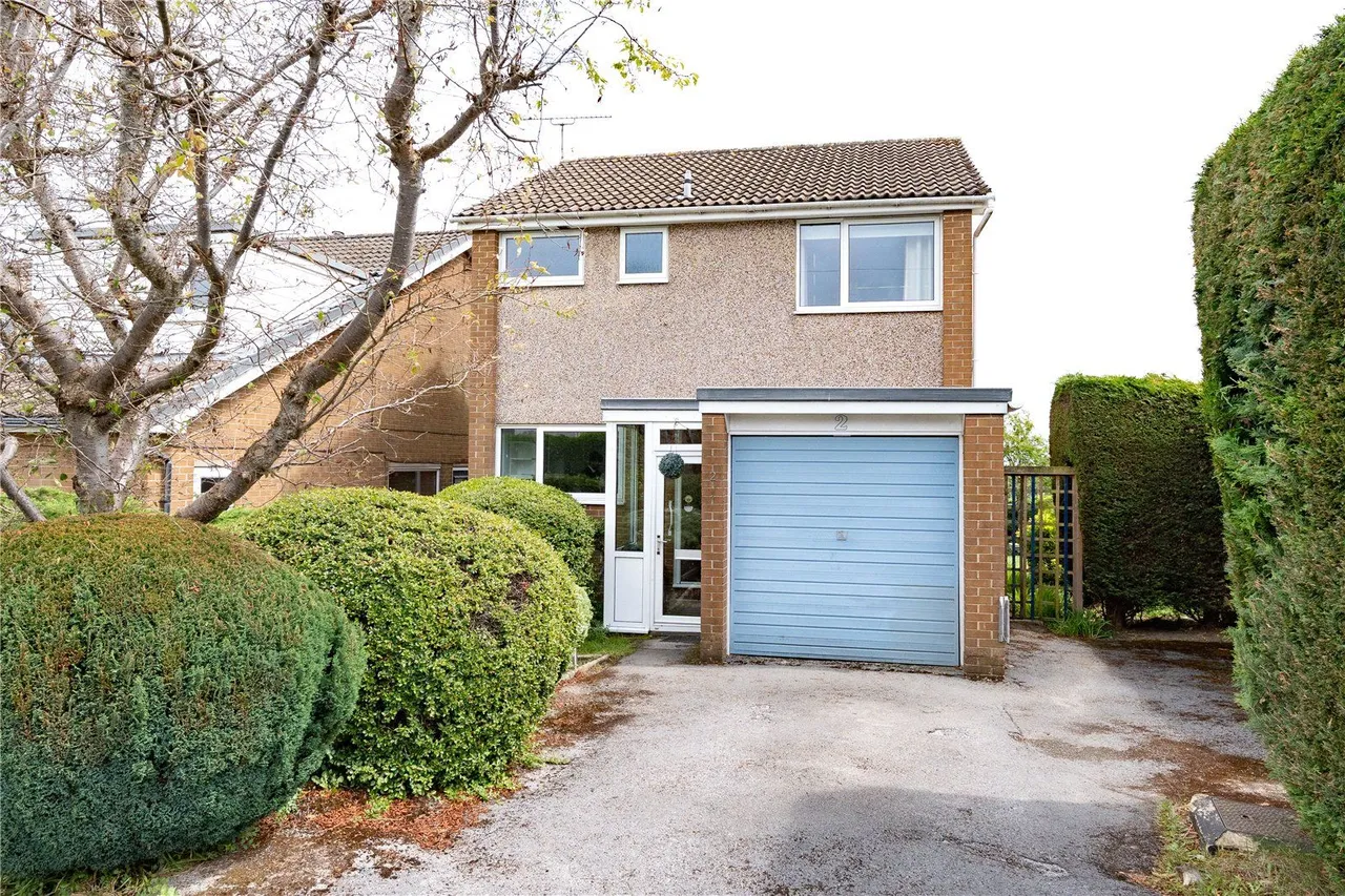 3 bed house for sale, Holt Park Grange, Leeds, LS16