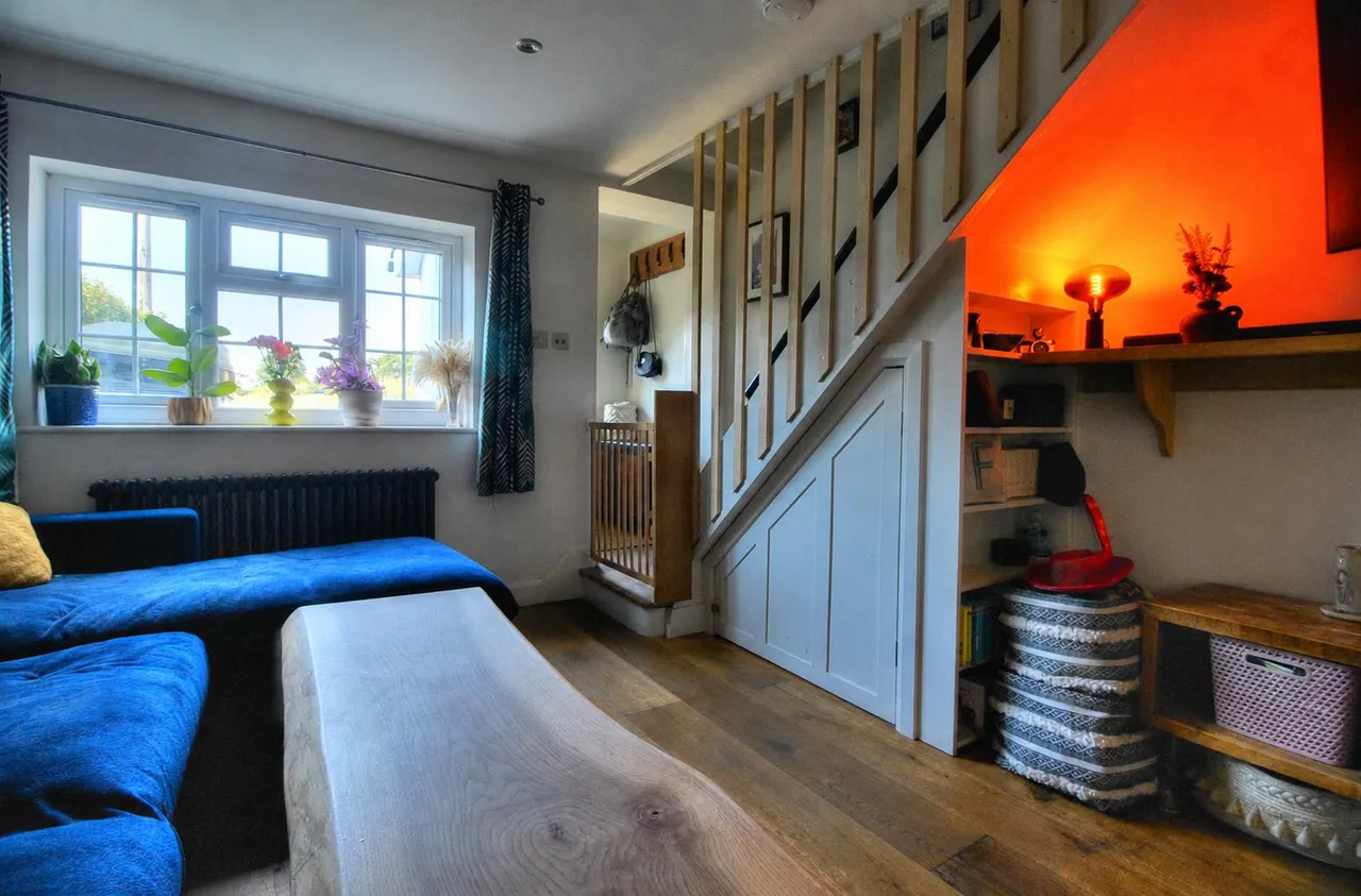 Bailes Lane, Guildford, GU3, photo 17