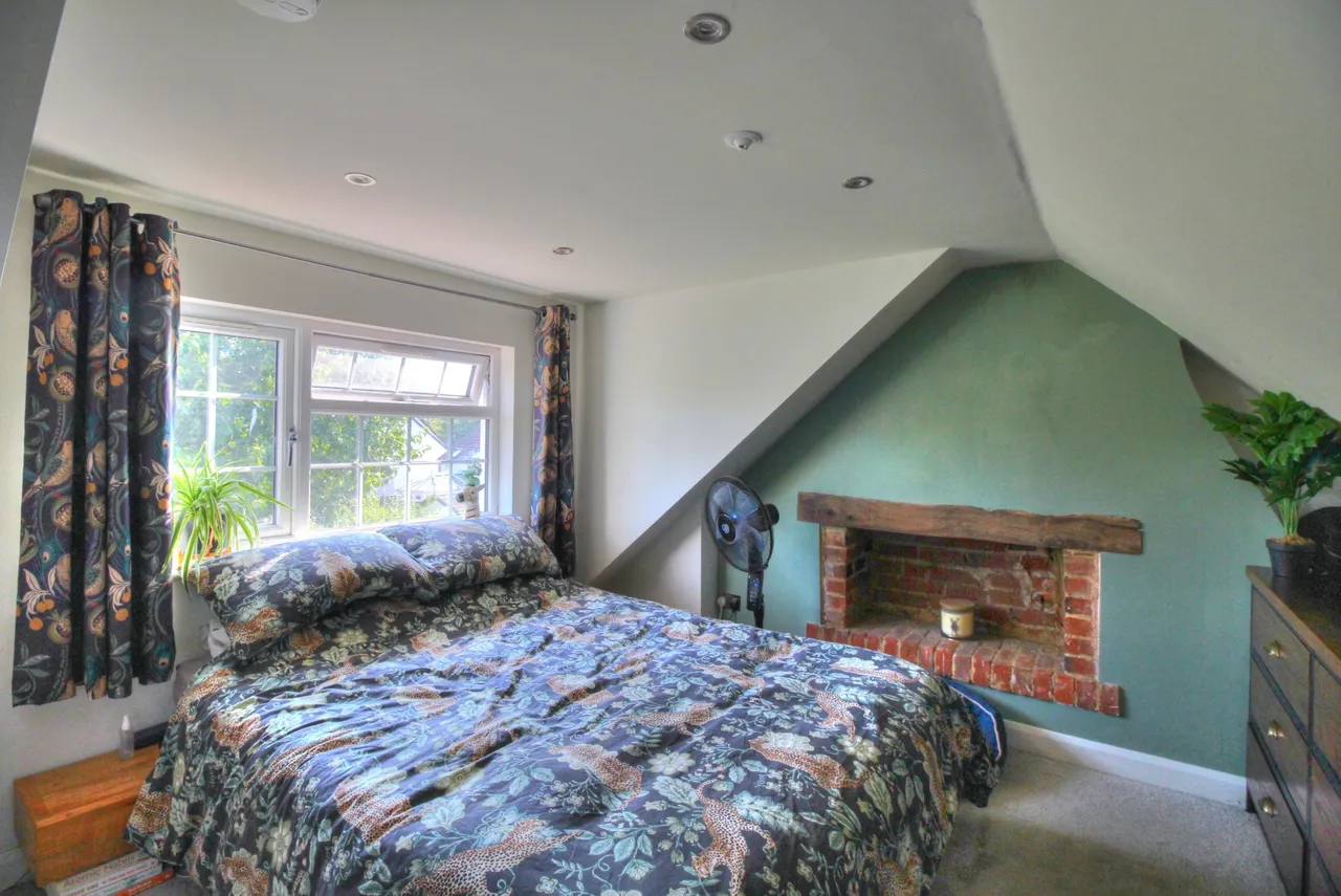 Bailes Lane, Guildford, GU3, photo 12