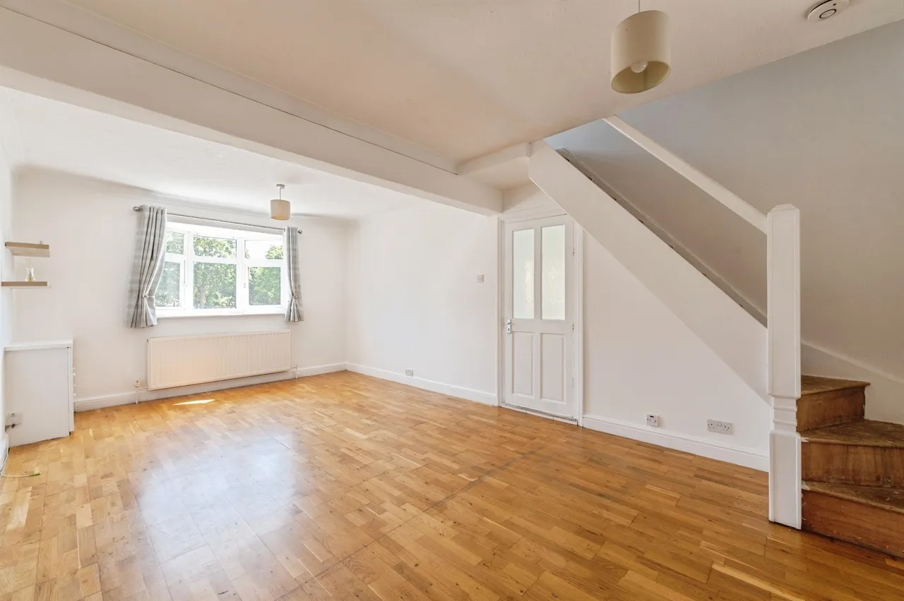 Rainham Road, Rainham, photo 6
