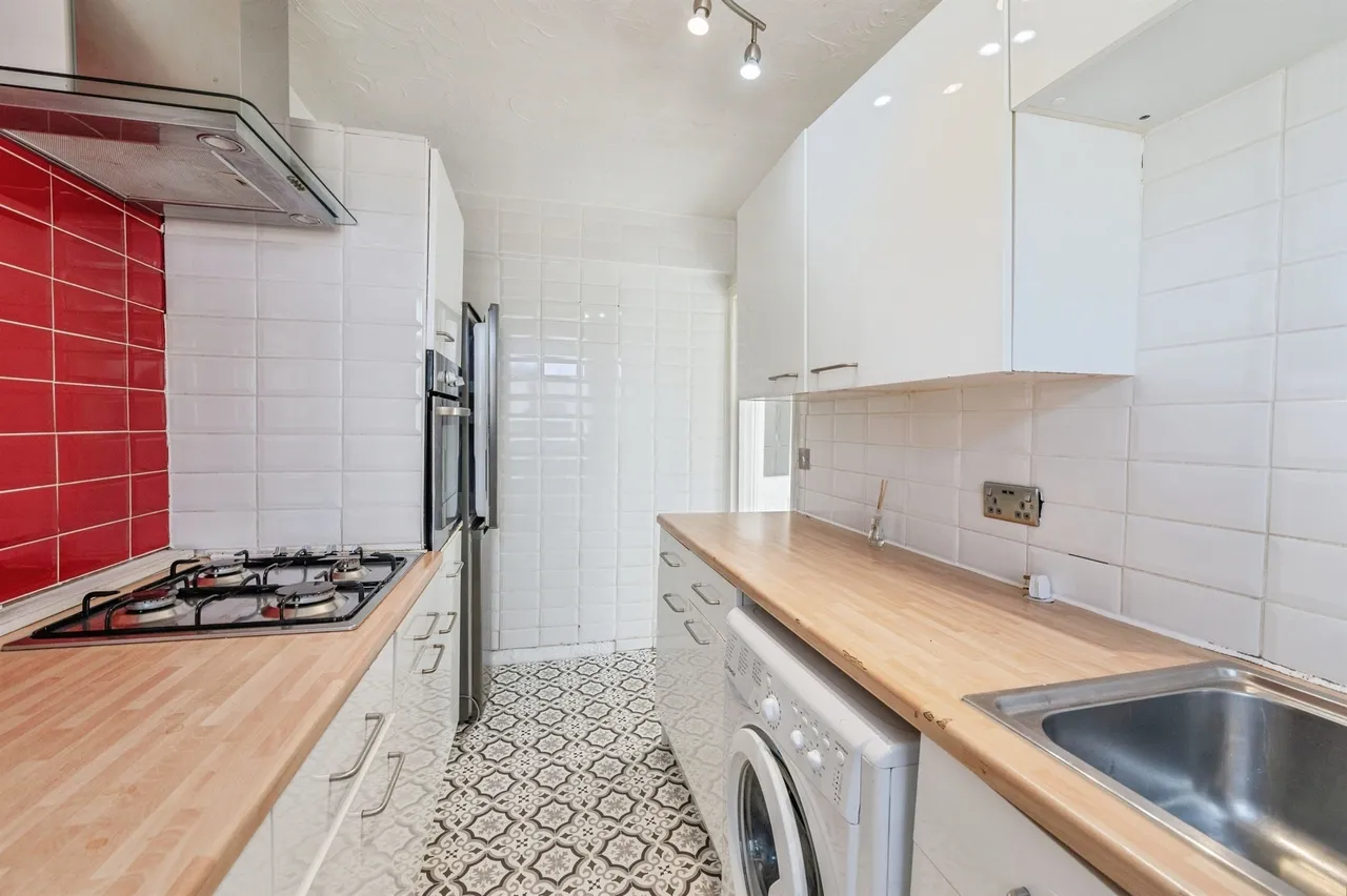 Rainham Road, Rainham, photo 3