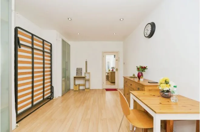 1 bed flat for sale, Ruislip Road East, Greenford, UB6