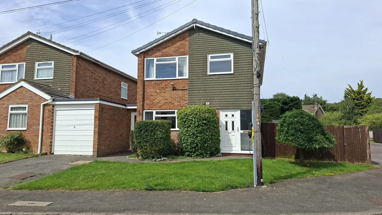 St. Margarets Grove, Great Kingshill, HP15, photo 10