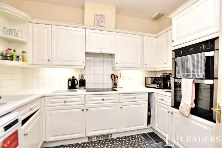 Bentfield Road, Stansted, CM24, photo 4