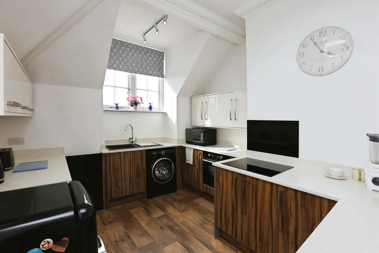 Catisfield Lane, Fareham, PO15, photo 15