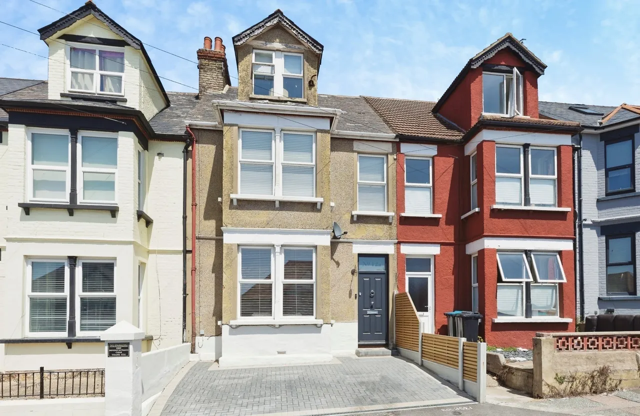 4 bed house for sale, Connaught Road, Margate, CT9