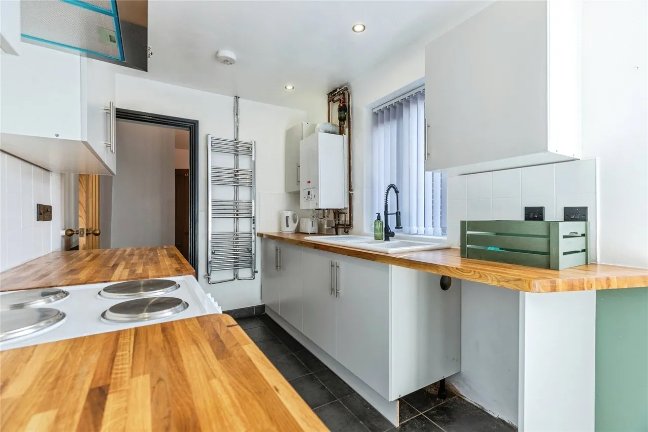 Tottington Road, Bury, BL8, photo 5