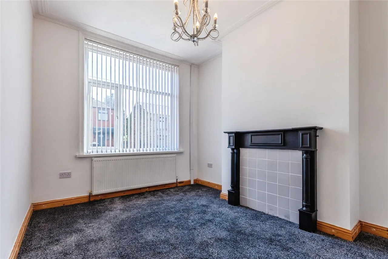 Tottington Road, Bury, BL8, photo 7