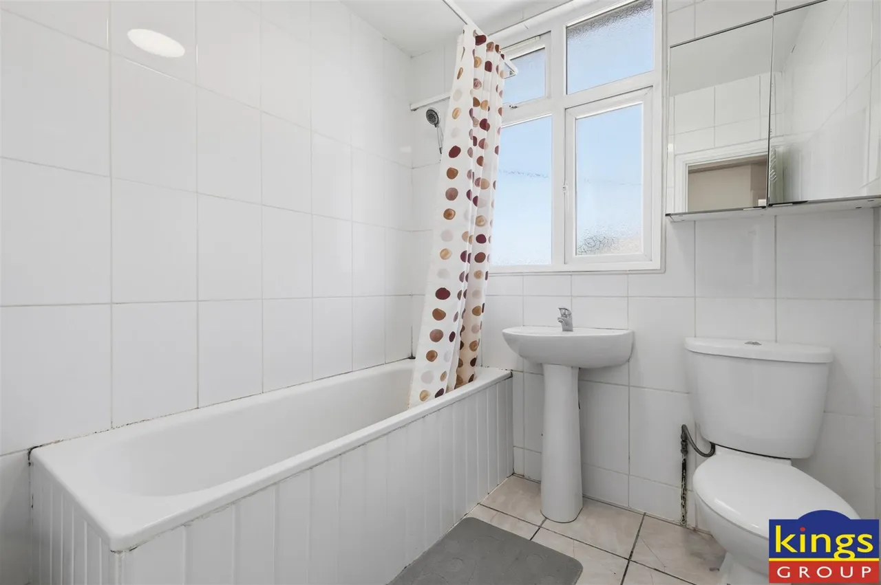 Billet Road, London, photo 13