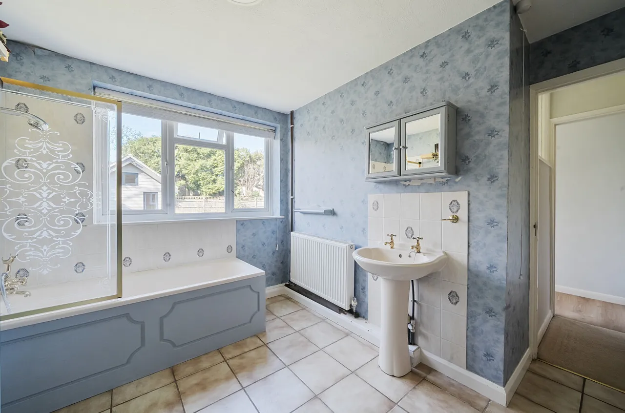 Durfold Wood, Plaistow, RH14, photo 8