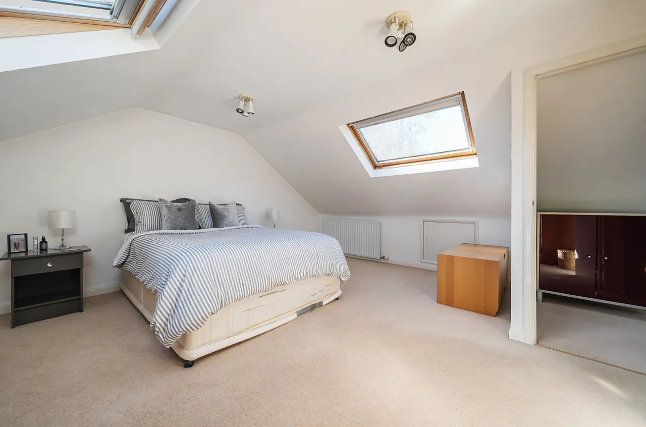 Durfold Wood, Plaistow, RH14, photo 10
