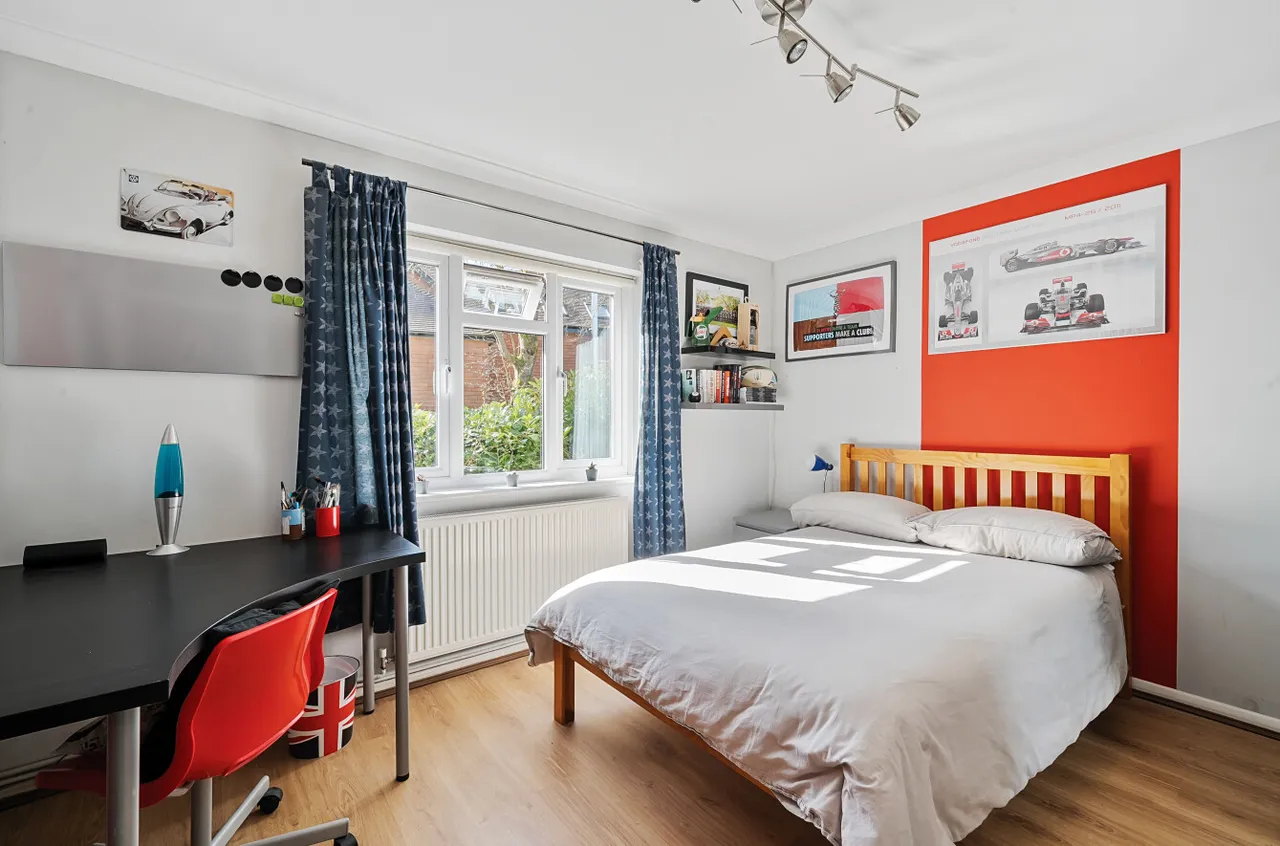 Durfold Wood, Plaistow, RH14, photo 7
