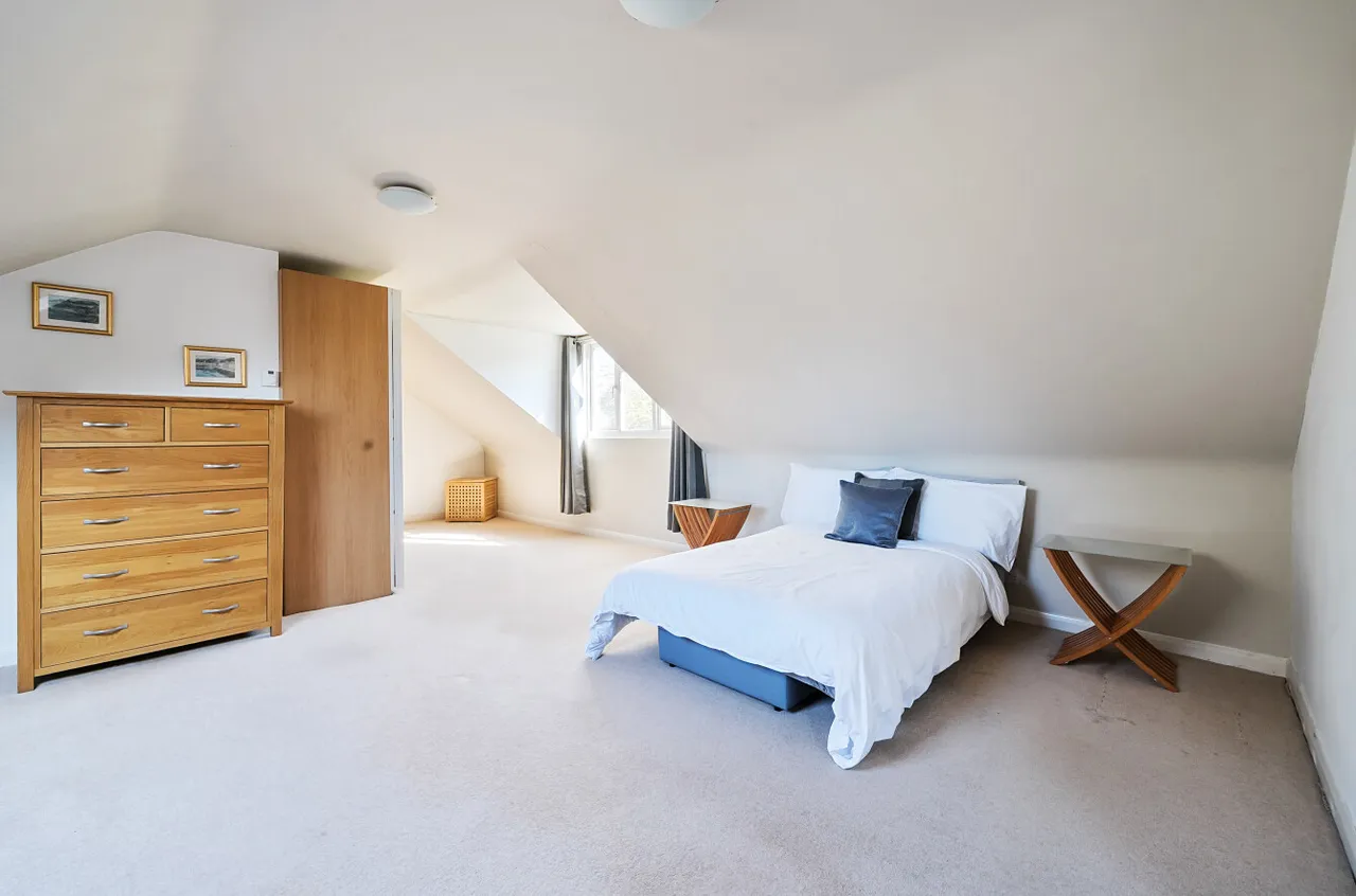 Durfold Wood, Plaistow, RH14, photo 12