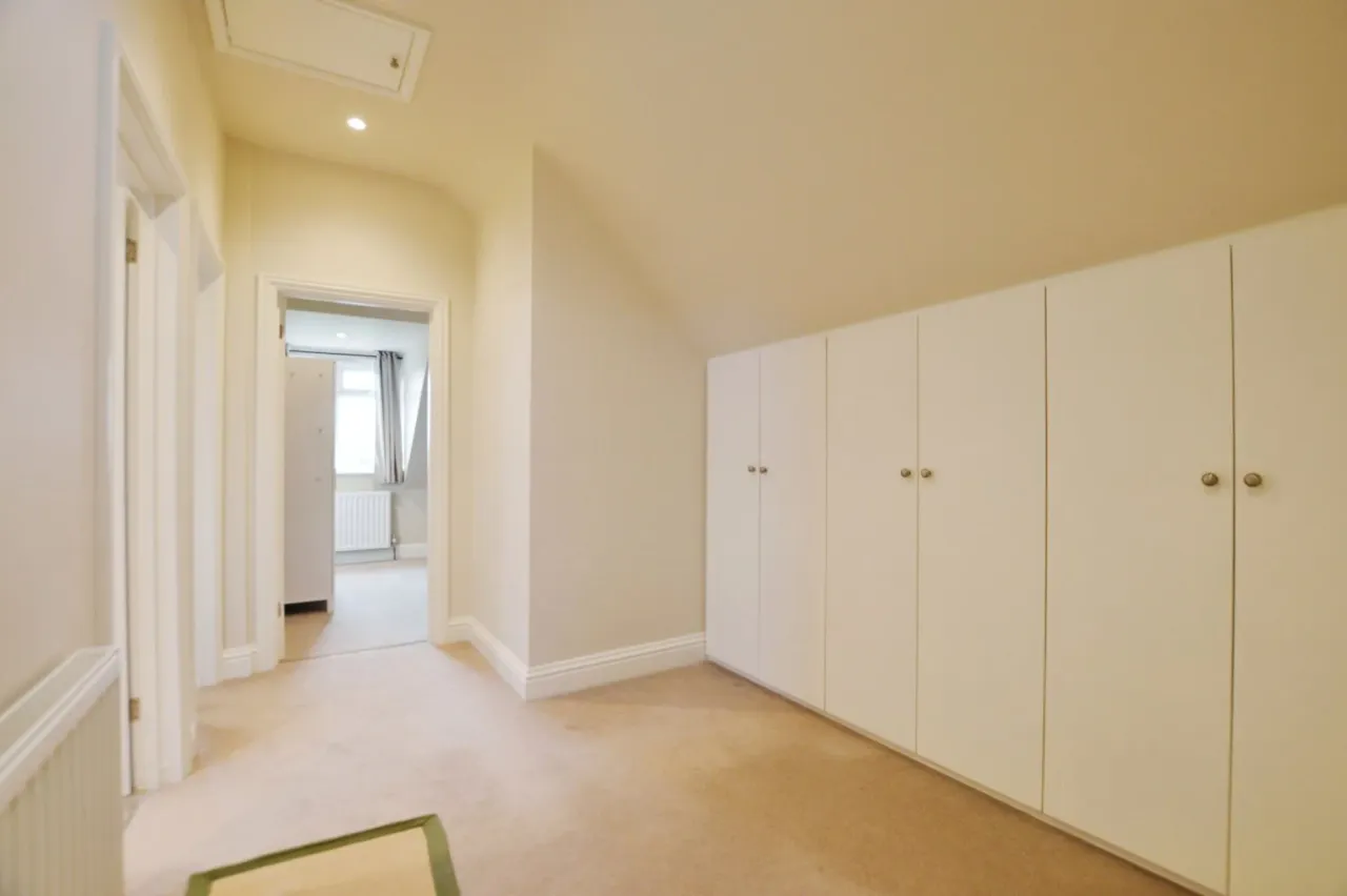 Boltons Lane, Pyrford, Woking, Surrey..., photo 17