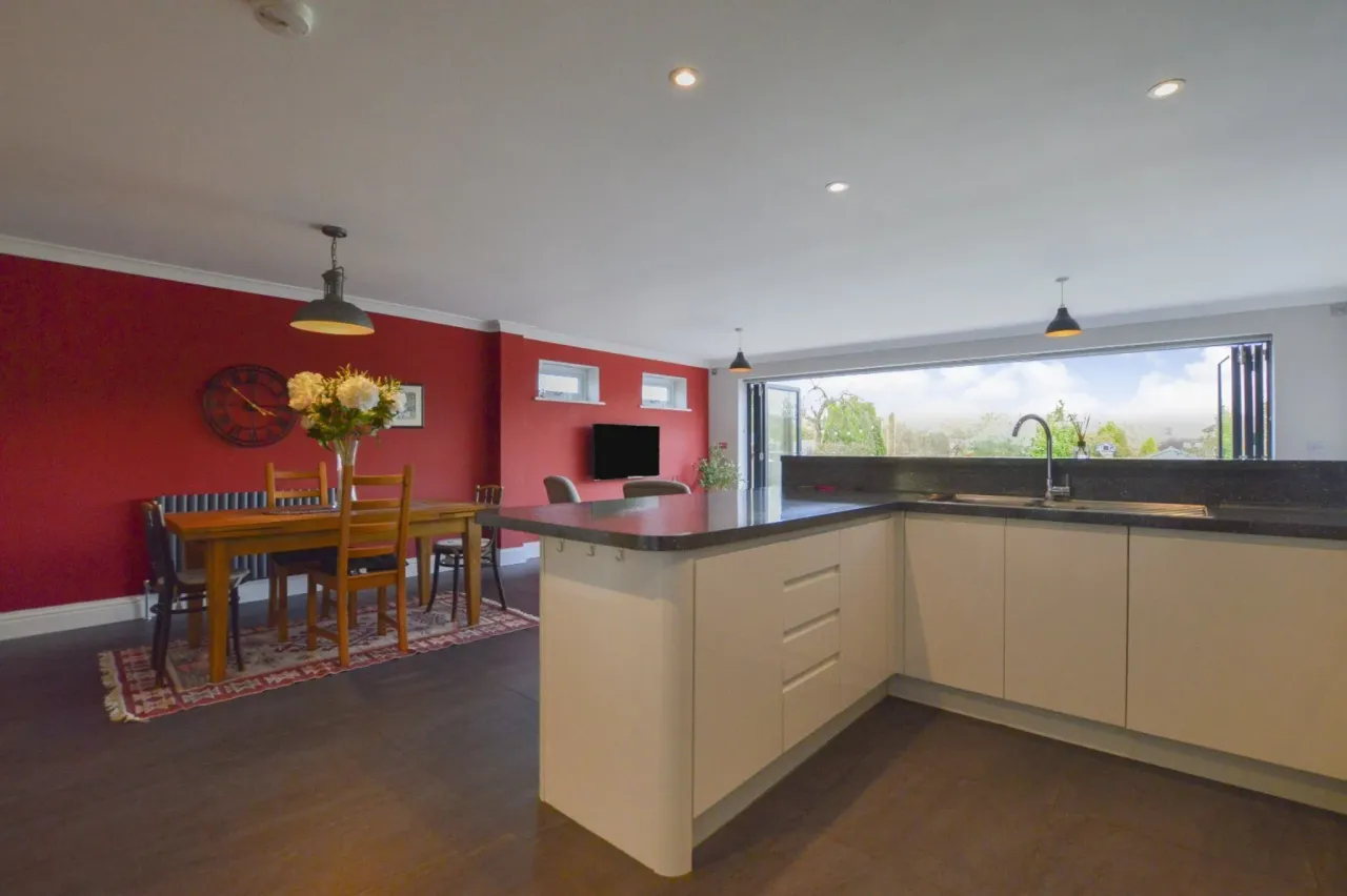 Boltons Lane, Pyrford, Woking, Surrey..., photo 6