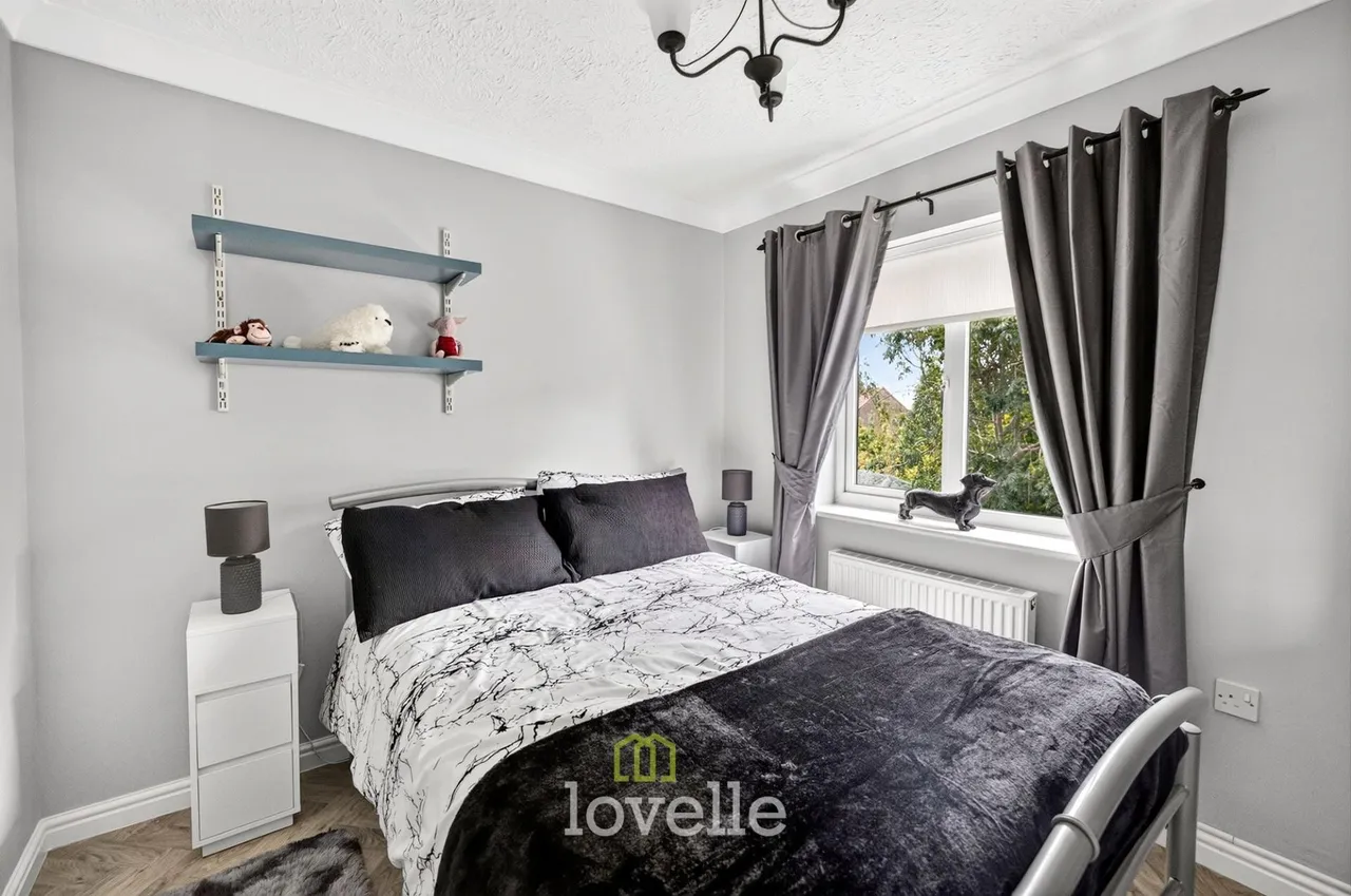 Wisteria Drive, Healing, DN41, photo 19