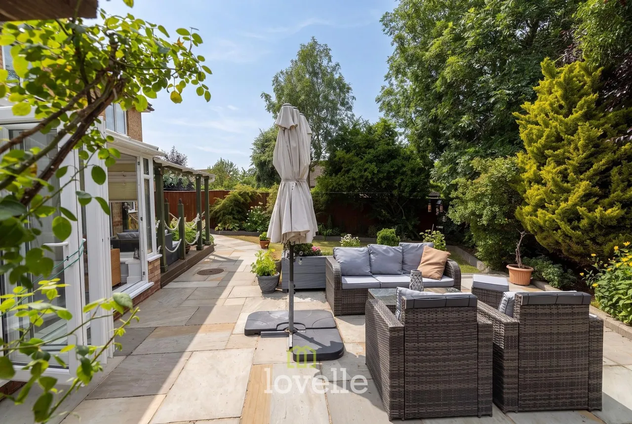 Wisteria Drive, Healing, DN41, photo 28