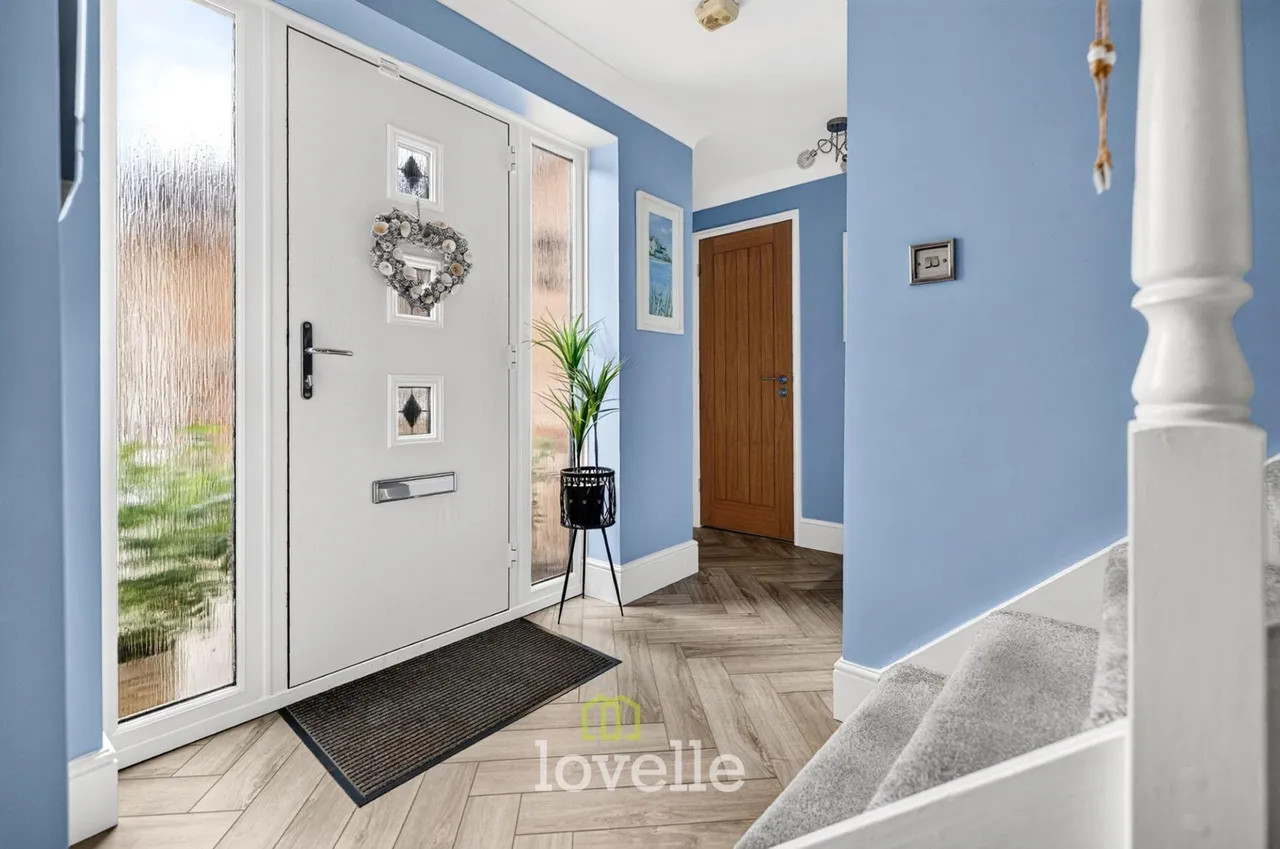 Wisteria Drive, Healing, DN41, photo 11