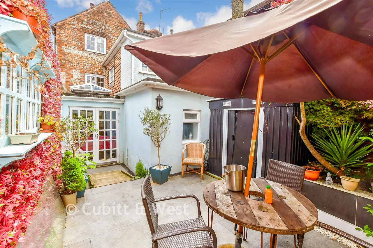 Tarrant Street, Arundel, BN18, photo 14