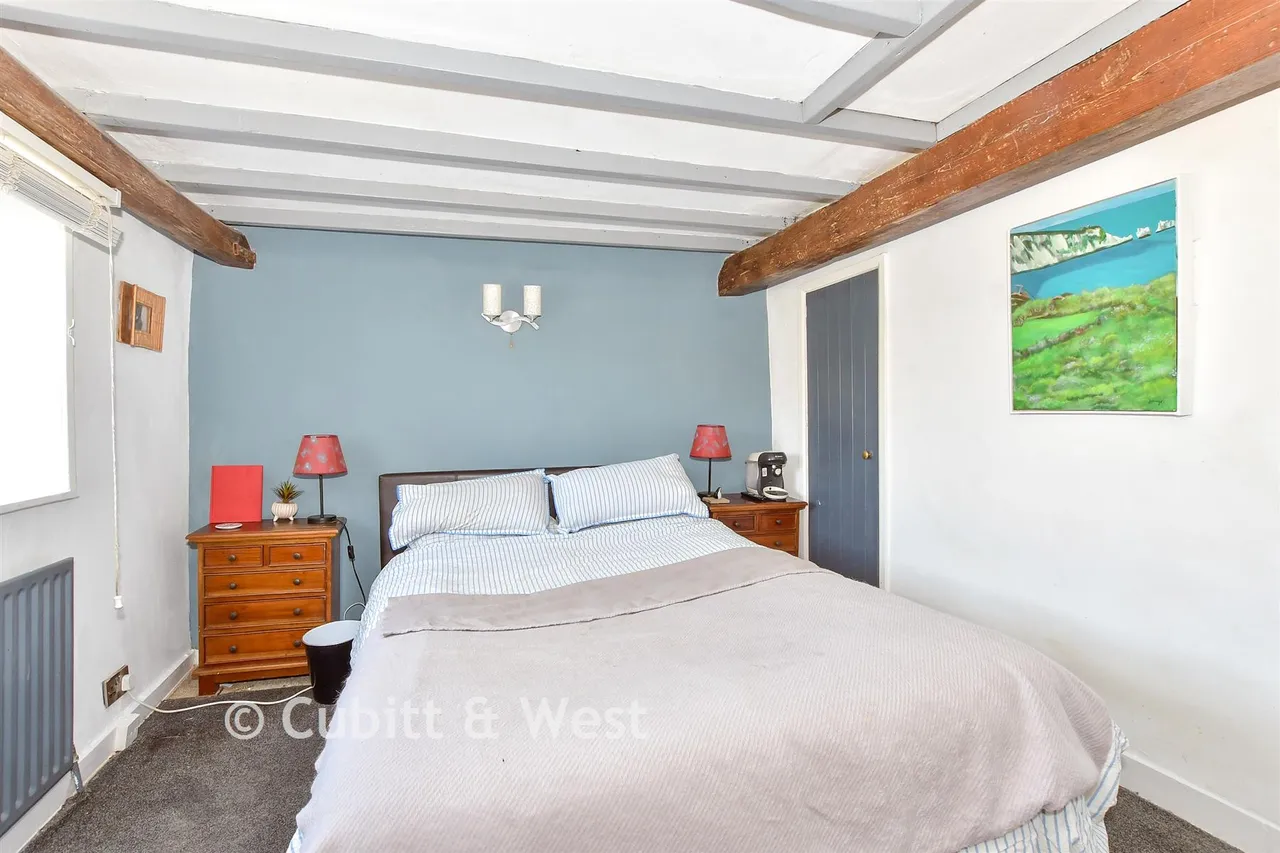 Tarrant Street, Arundel, BN18, photo 19