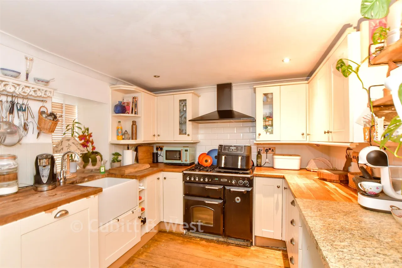 Tarrant Street, Arundel, BN18, photo 8