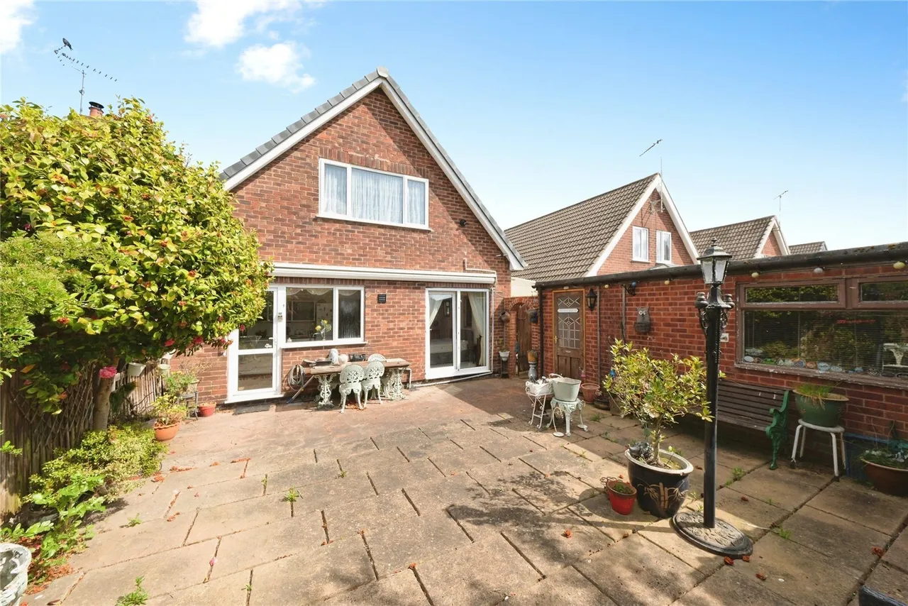Farmcroft Road, Mansfield Woodhouse, Mansfield, Nottinghamshire, NG19, photo 4