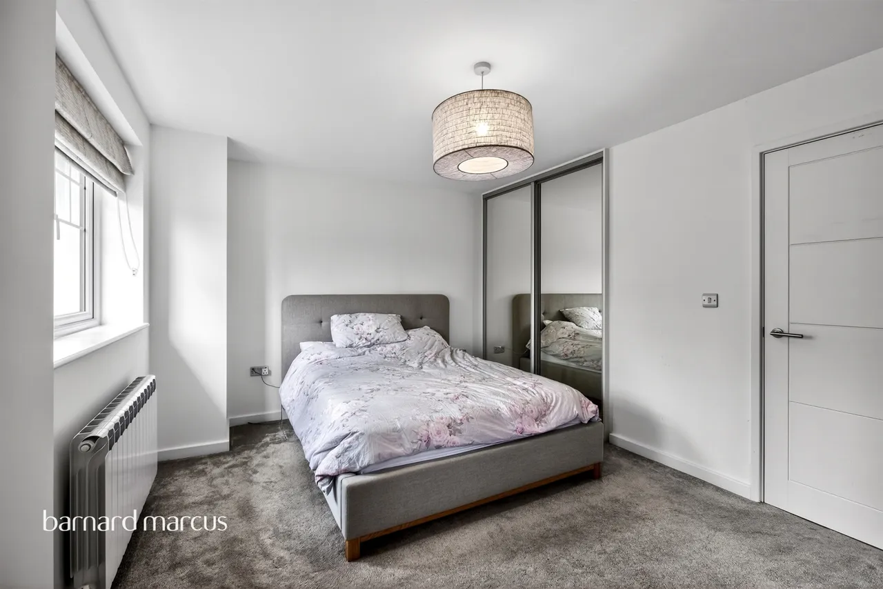 London Road, Redhill, RH1, photo 8