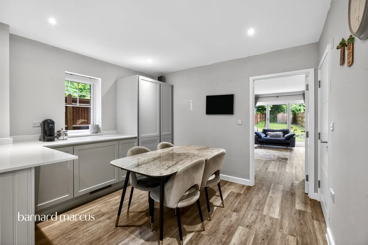 London Road, Redhill, RH1, photo 5