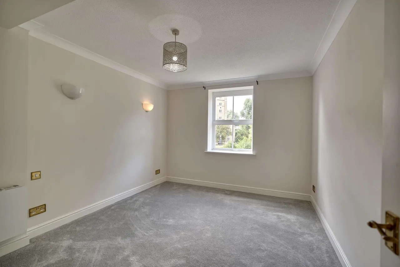Sheering Lower Road, Sawbridgeworth, CM21, photo 7
