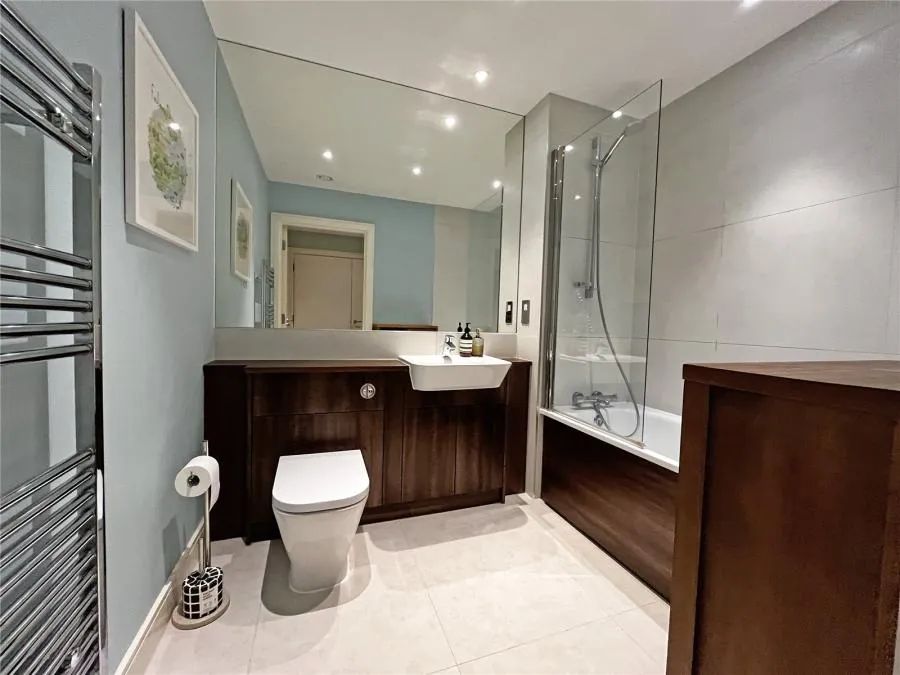 Longfield Avenue, London, W5, photo 6
