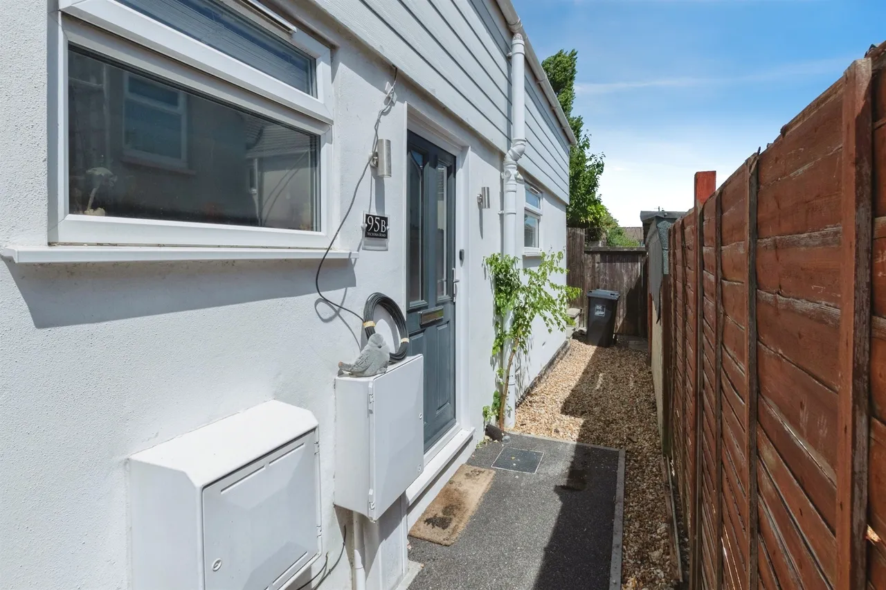 Victoria Road, Bournemouth, BH1, photo 10
