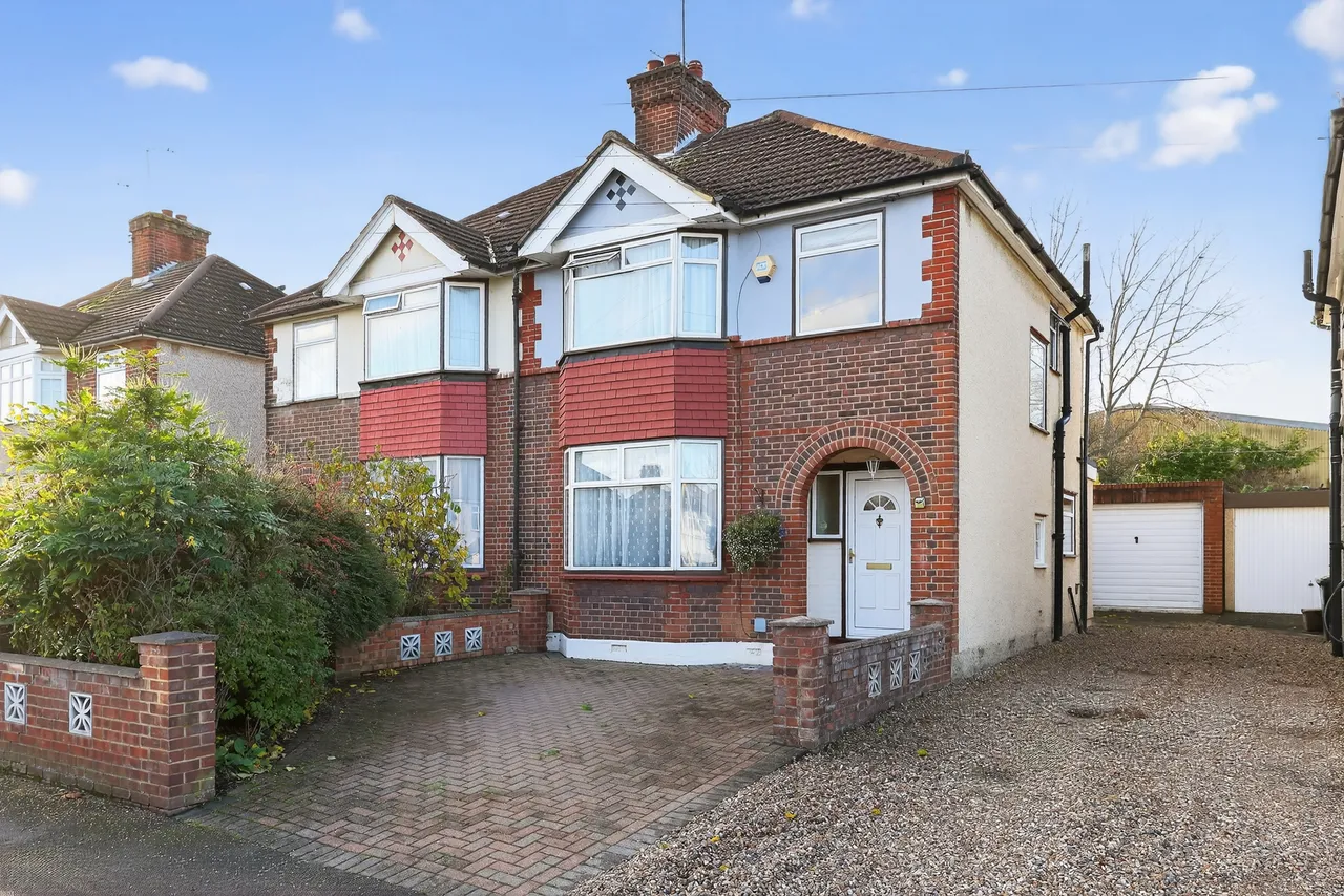 3 bed house for sale, Southfield Avenue, Watford, WD24