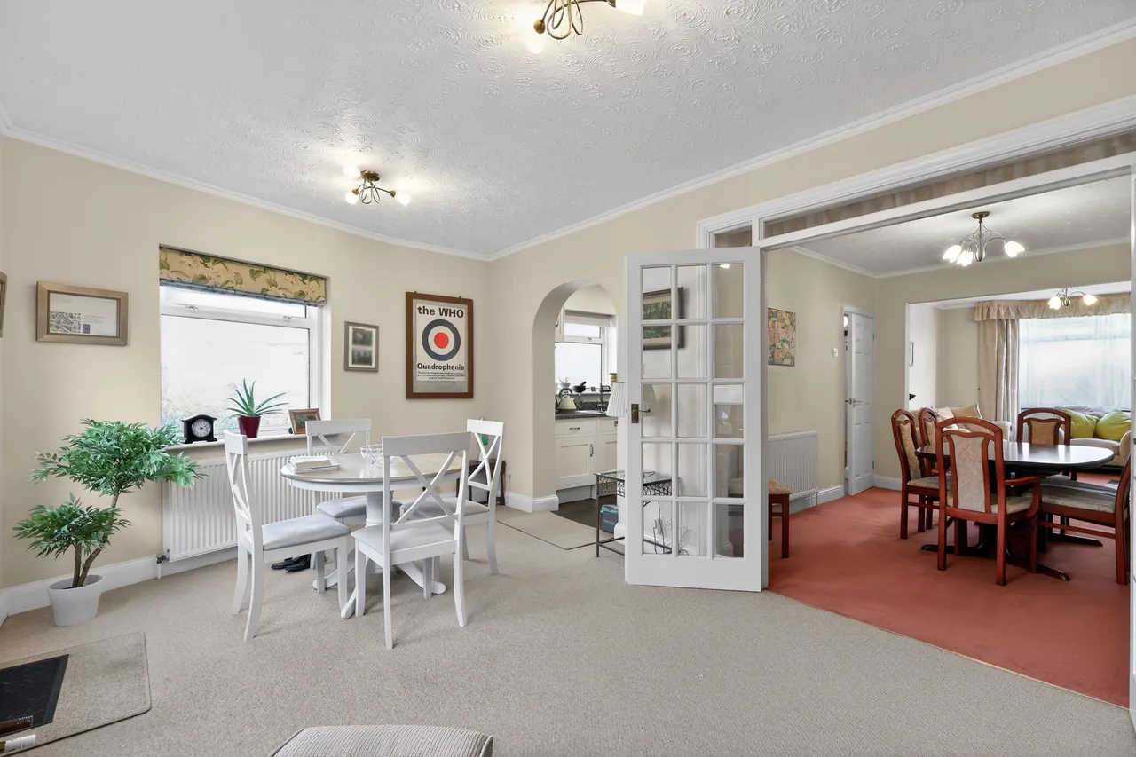 Southfield Avenue, Watford, WD24, photo 9