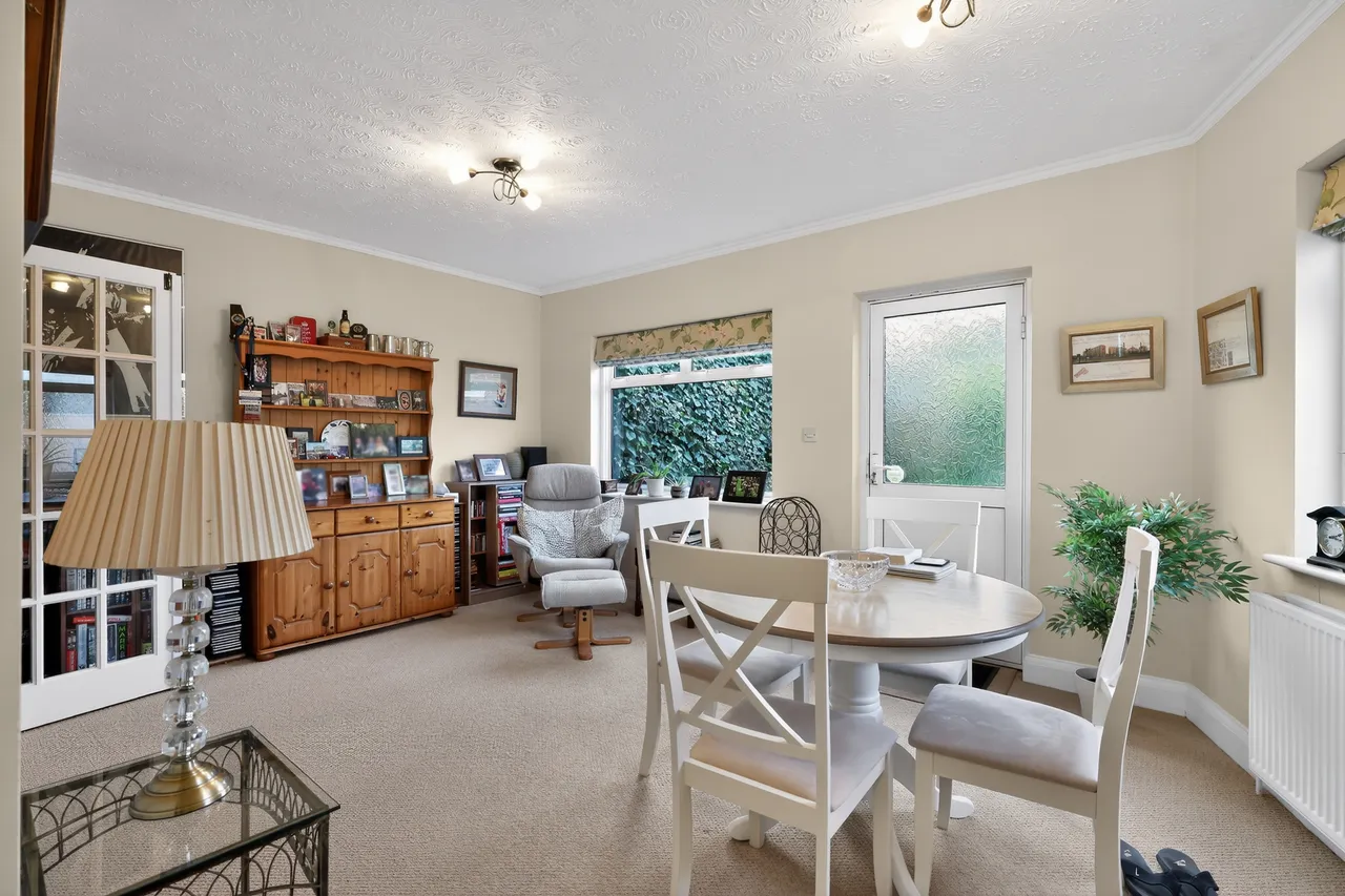 Southfield Avenue, Watford, WD24, photo 10
