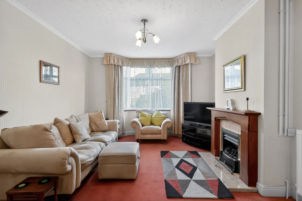 Southfield Avenue, Watford, WD24, photo 8