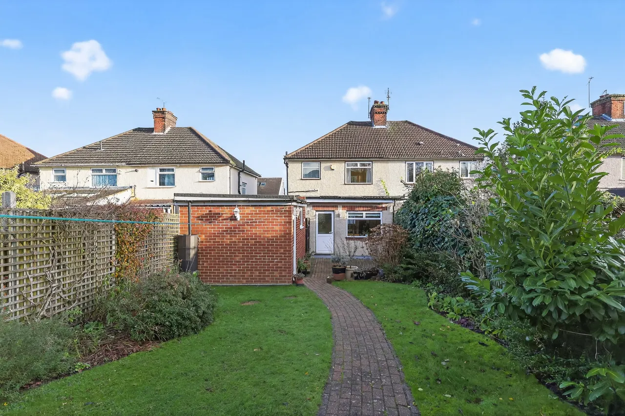 Southfield Avenue, Watford, WD24, photo 23