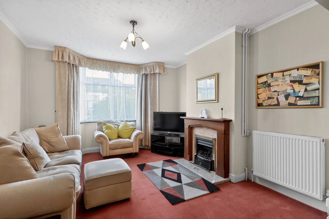 Southfield Avenue, Watford, WD24, photo 3
