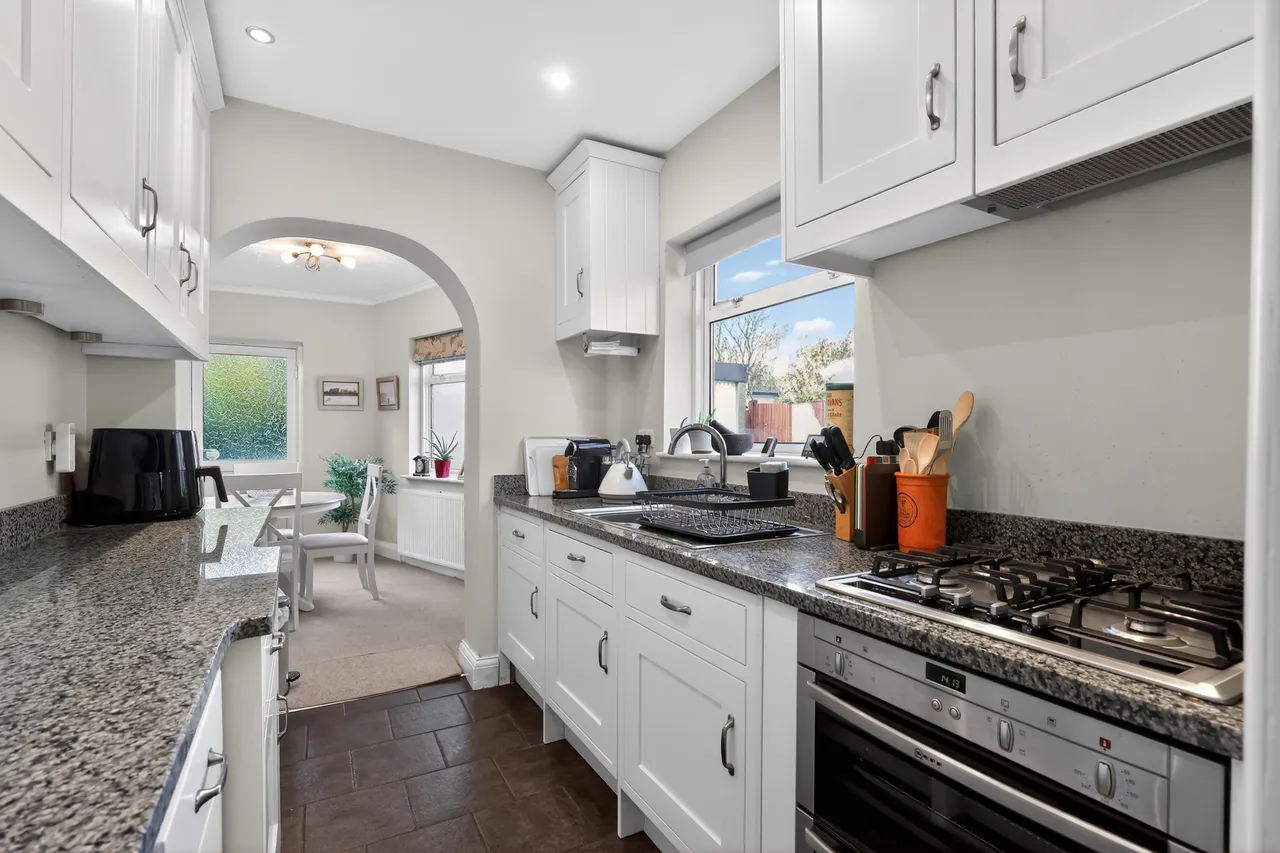 Southfield Avenue, Watford, WD24, photo 12
