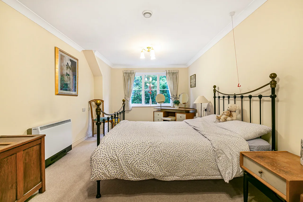 Albany Place, Egham, TW20, photo 9