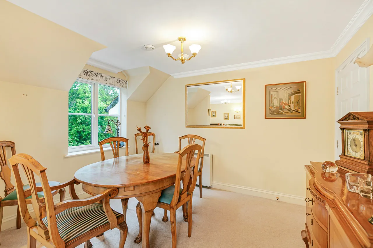 Albany Place, Egham, TW20, photo 7
