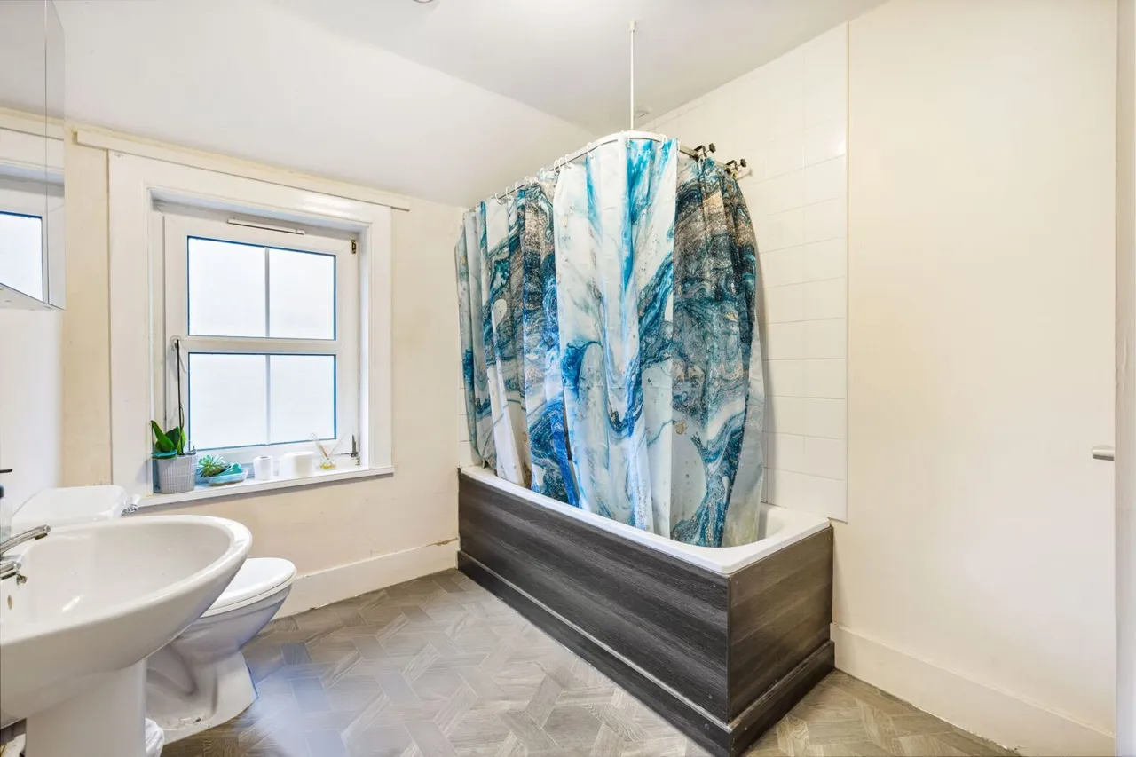 Clifton Cottage Lewes Road, Forest Row, Forest Row, RH18 5HD, photo 11