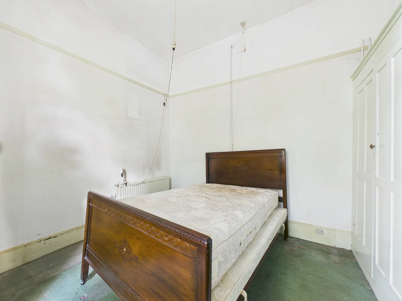 Church Road, Lane End, HP14, photo 6