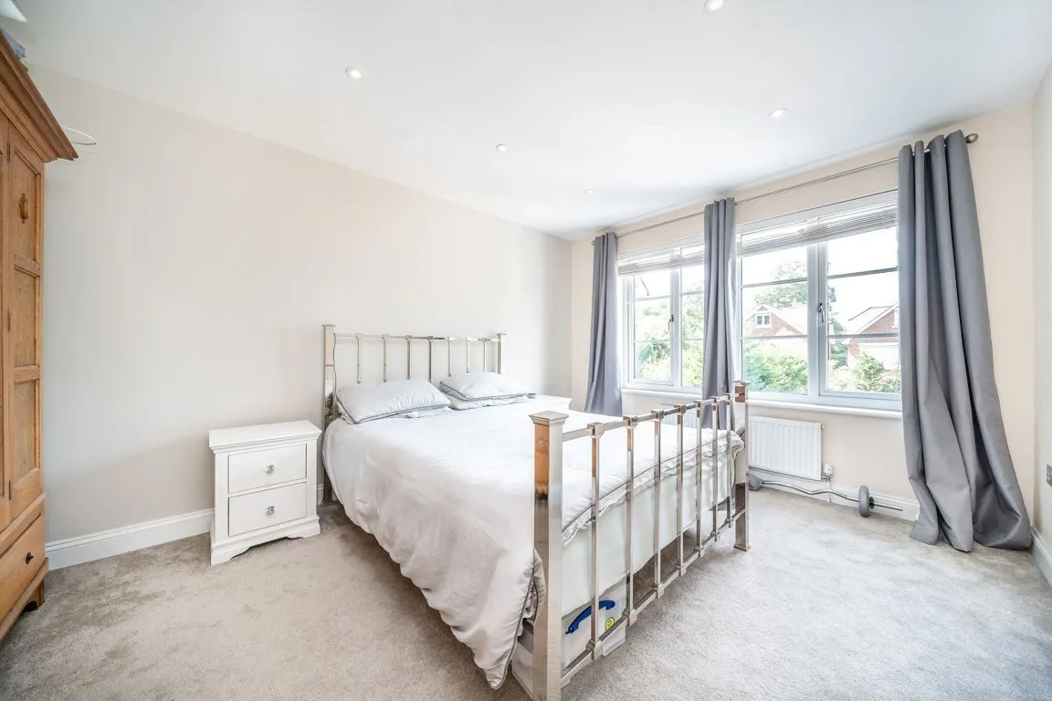 Hanger Hill, Weybridge, KT13, photo 7